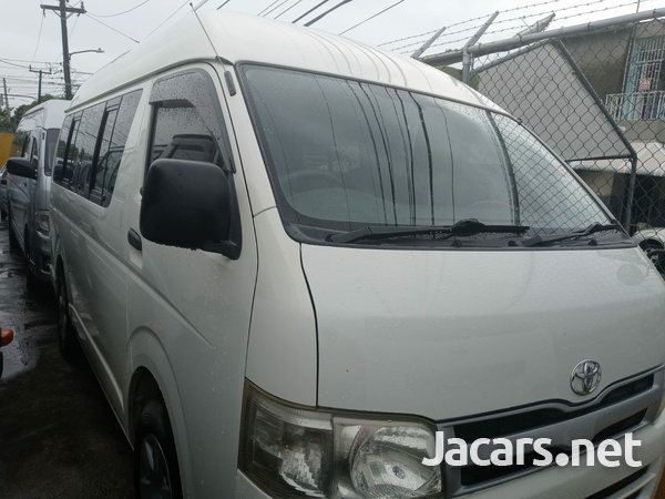 Toyota Hiace 3,0L 2011-1