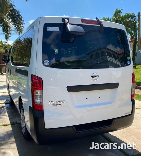 Nissan Caravan 2,0L 2014-5