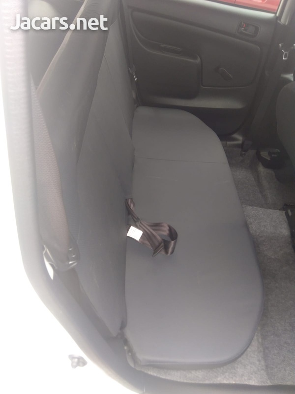 Toyota Probox 1,5L 2018-5