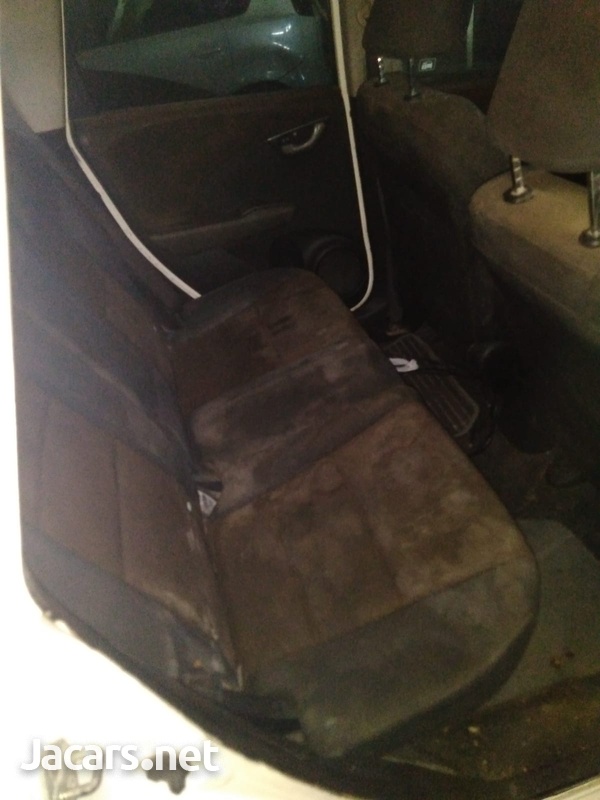 Honda Fit Shuttle 1,5L 2011-5