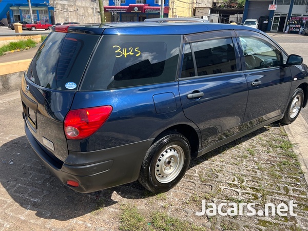 Nissan AD Wagon 1,5L 2016-3