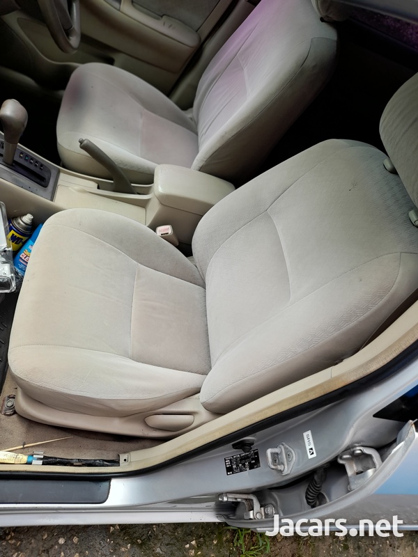 Toyota Fielder 1,5L 2004-1