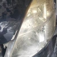 Toyota isis head light Toyota isis head light