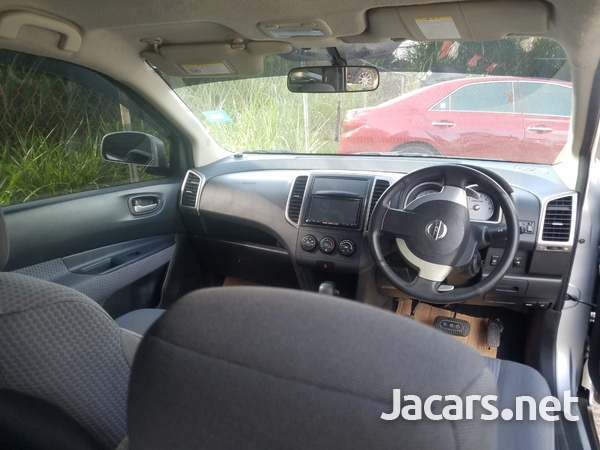 Nissan Wingroad 1,5L 2013-5