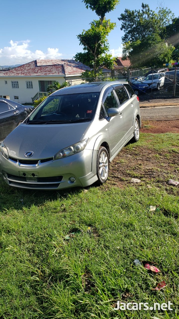 Toyota Wish 1,8L 2011-3