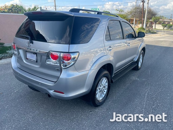 Toyota Fortuner 2,7L 2016-2