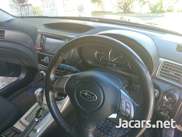 Subaru Impreza 2,0L 2010-7