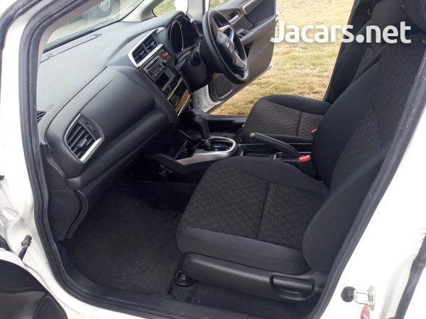 Honda Fit 1,3L 2015-3