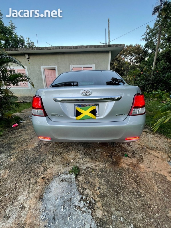 Toyota Axio 1,3L 2012-4