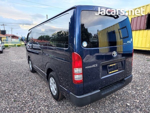 TOYOTA HIACE 2014, NEWLY IMPORTED, IMMACULATE CONDITION, DUAL AC, DIESEL ENGINE.-3