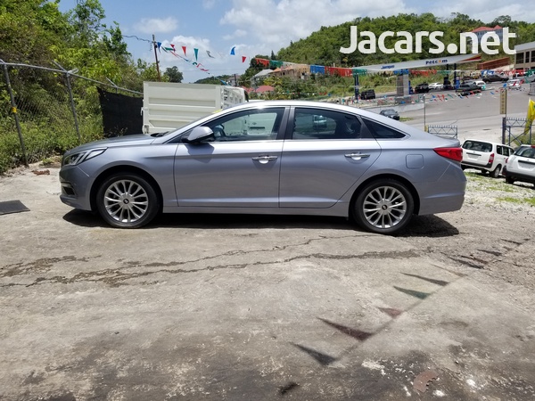 Hyundai Sonata 2,0L 2015-9