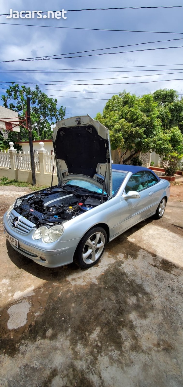 Mercedes-Benz CLK-Class 2,6L 2004-3
