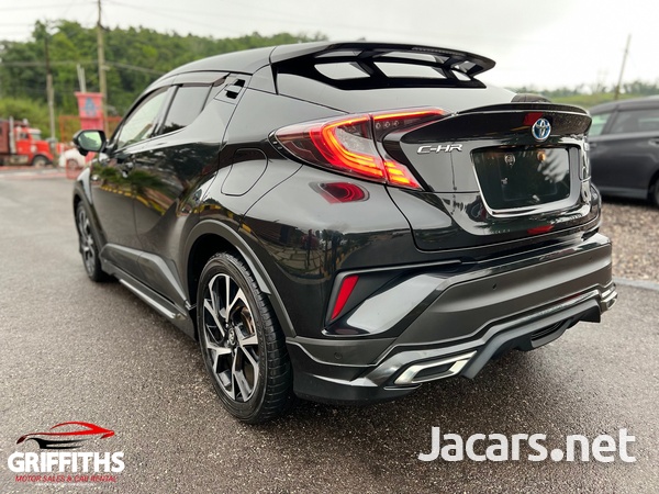 Toyota C-HR 1,8L 2017-5