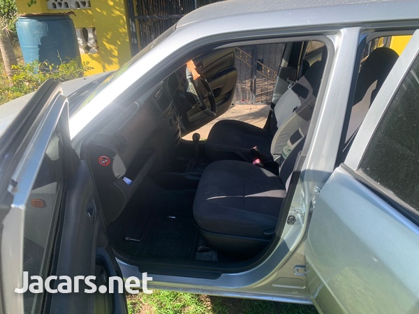 Toyota Probox 1,5L 2014-6