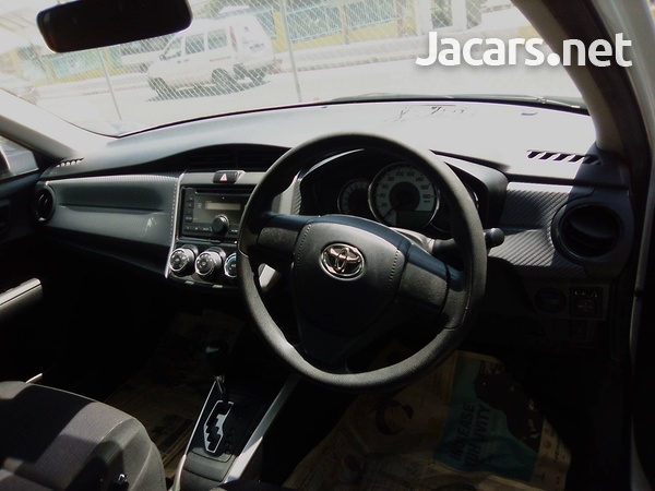 Toyota Fielder 1,5L 2013-6