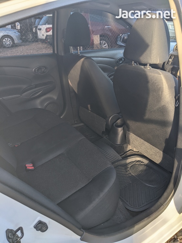 Nissan Latio 1,2L 2014-8