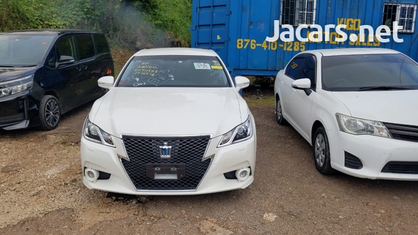 Toyota Crown 2,5L 2015-3