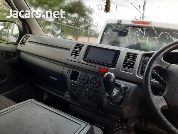 2012 Toyota Hiace-5