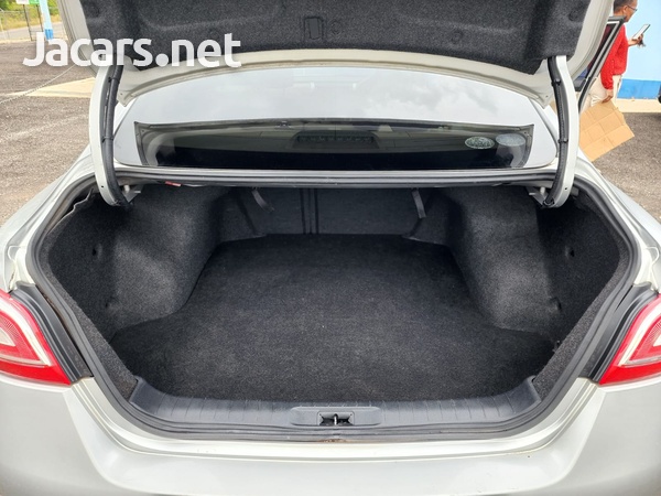 Nissan Teana 2,5L 2014-9