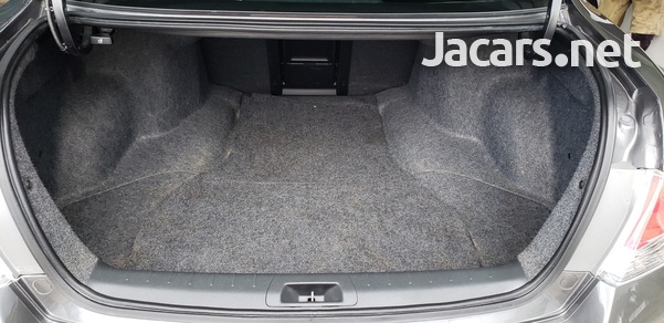 Honda Accord 3,5L 2012-5