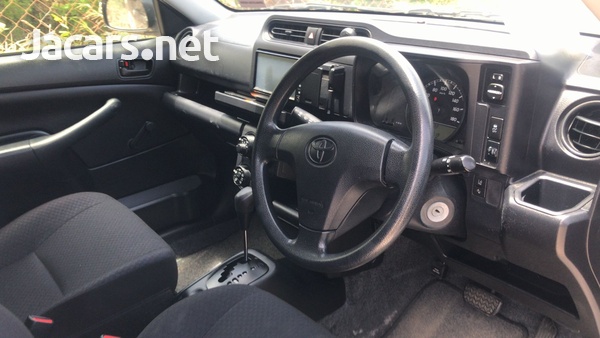 Toyota Probox 1,5L 2016-6