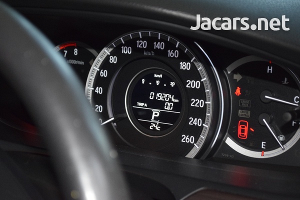 Honda Accord 2,0L 2018-5