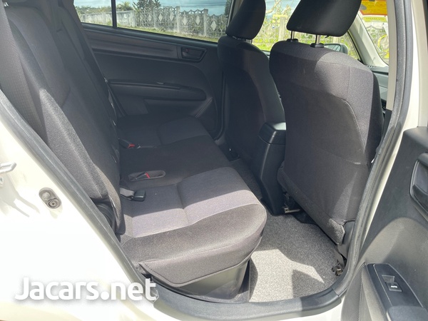 Toyota Fielder 1,5L 2016-5