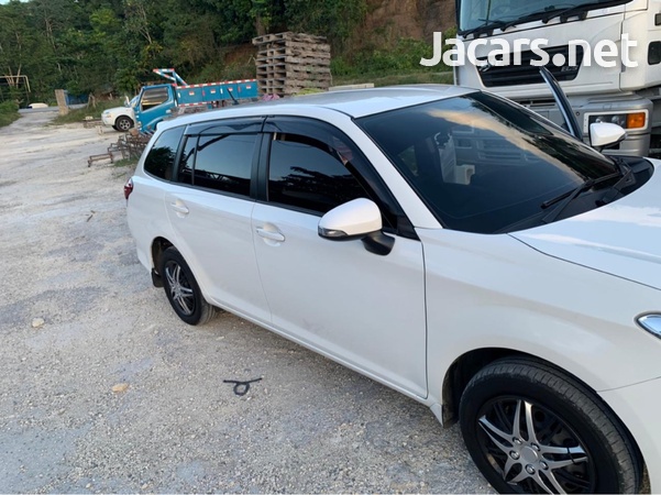 Toyota Fielder 1,8L 2017-1