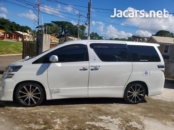 2013 Toyota Vellfire-2