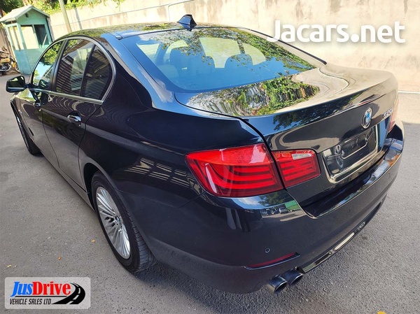 BMW 5-Series 2,0L 2013-4