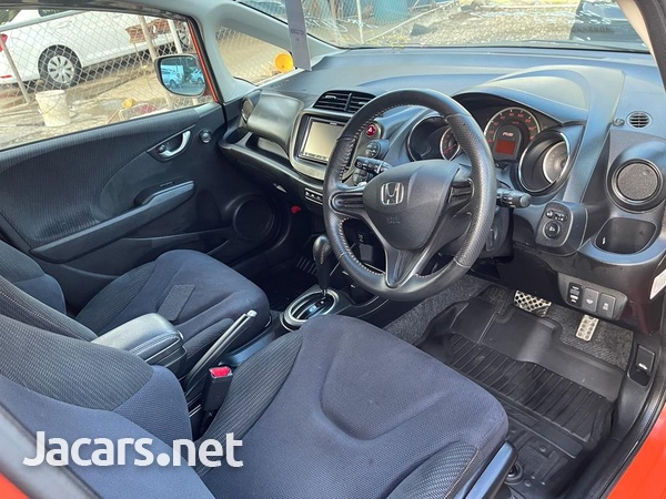Honda Fit 1,5L 2013-6