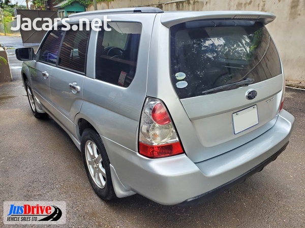 Subaru Forester 2,0L 2006-4