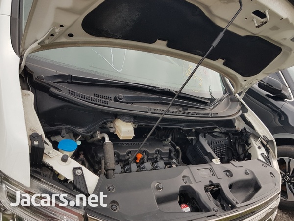Honda Stepwgn Spada 2,0L 2013-10