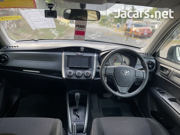 Toyota Fielder 1,5L 2017-8