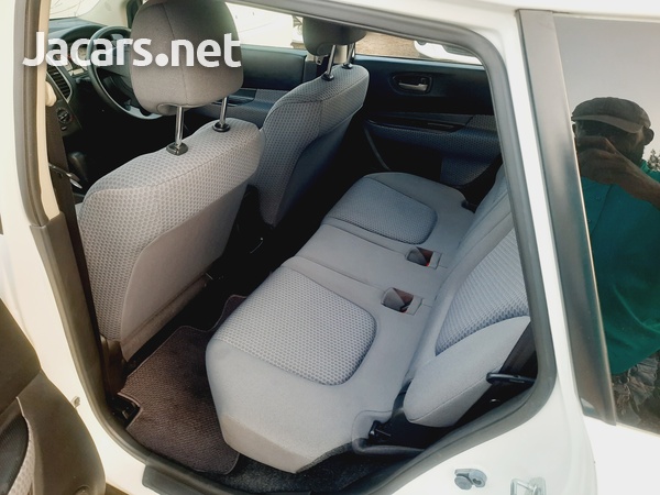 Nissan Wingroad 1,5L 2016-9