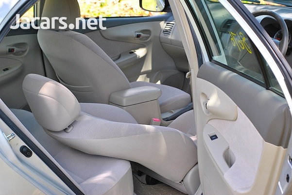 Toyota Axio 1,8L 2012-10