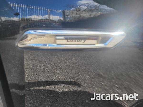 BMW 5-Series 2,5L 2014-10