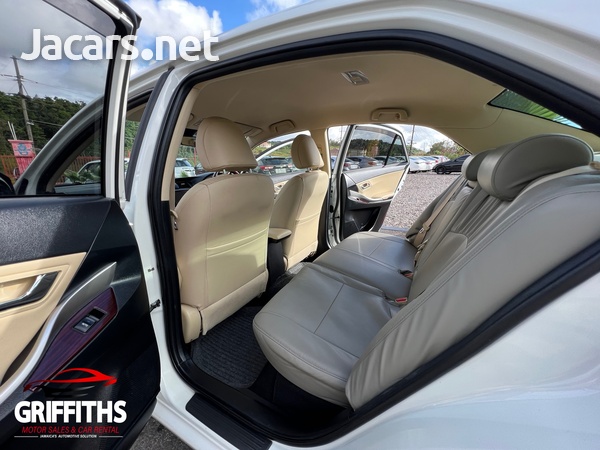 Toyota Allion 2,0L 2017-13