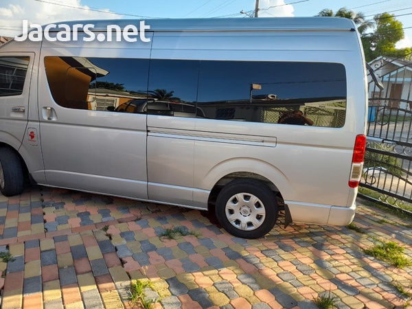 Toyota Hiace 2,5L 2015-5