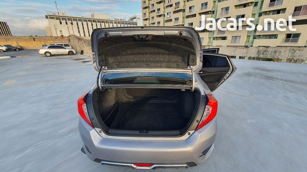 Honda Civic 2,0L 2018-12