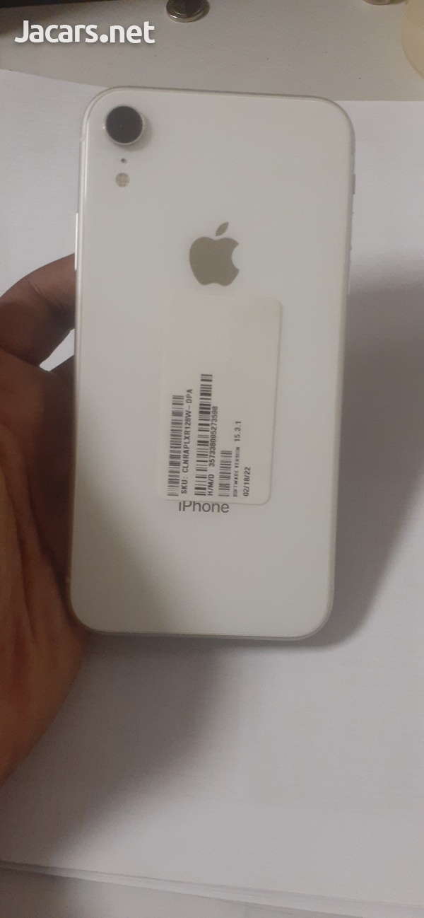 White iPhone XR-4