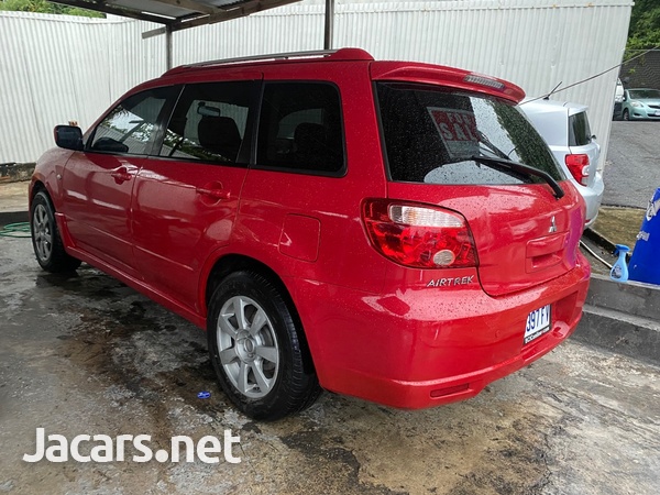 Mitsubishi Outlander or Airtrek 2,0L 2005-3