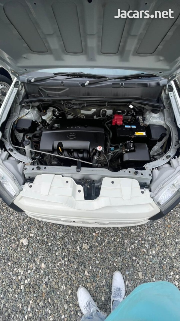 Toyota Succeed 1,5L 2016-3