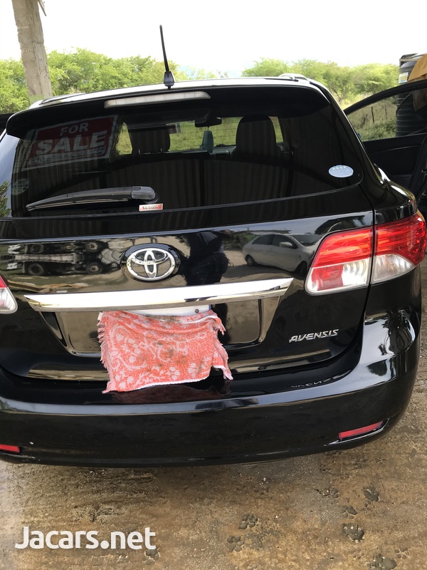 Toyota Avensis 2,0L 2013-7