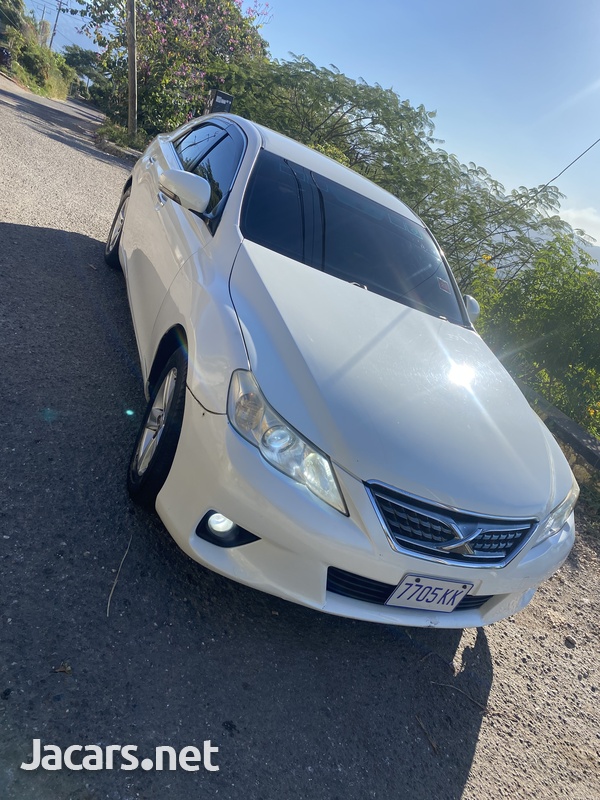 Toyota Mark X 2,5L 2010-3