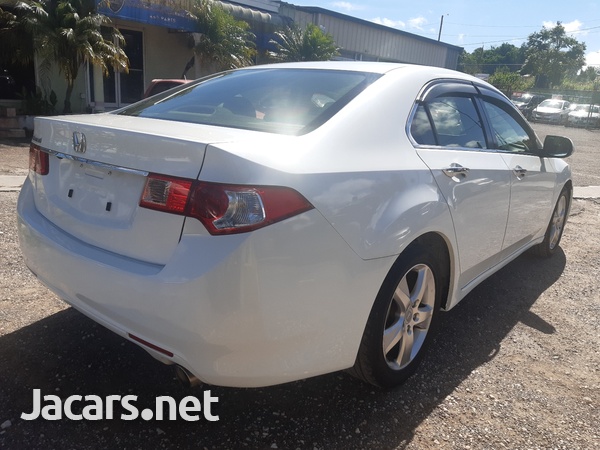 Honda Accord 2,0L 2012-4