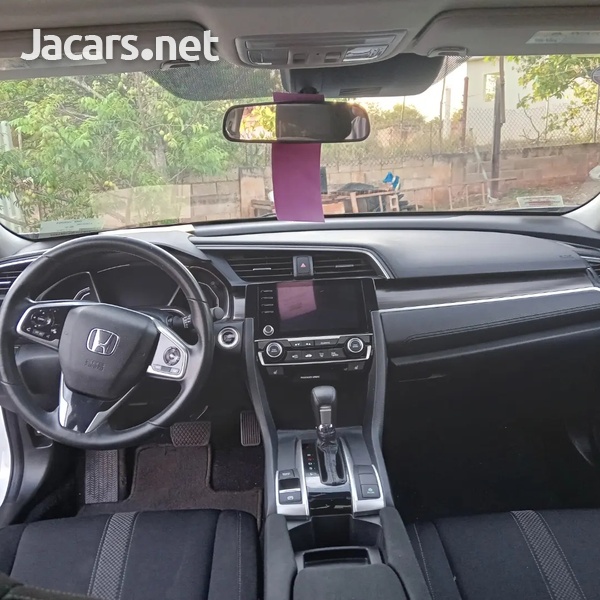 Honda Civic 1,5L 2019-4