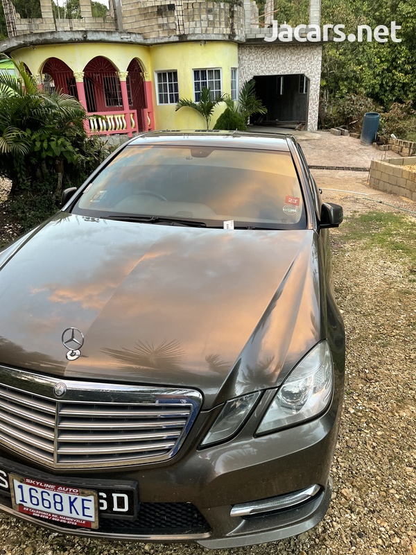 Mercedes-Benz E-Class 2,1L 2013-4