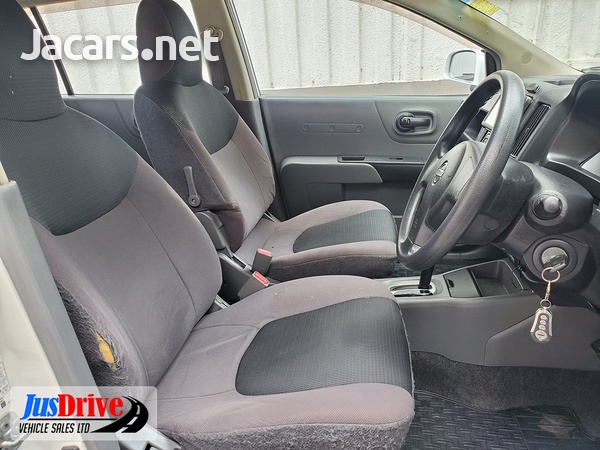 Nissan AD Wagon 1,5L 2015-7
