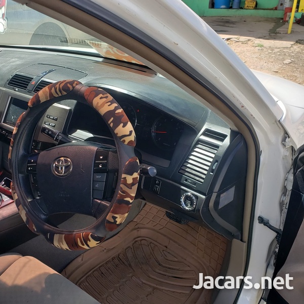 Toyota Mark X 2,5L 2009-3